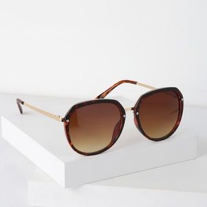 Love Bug Tortoise Round Sunglasses